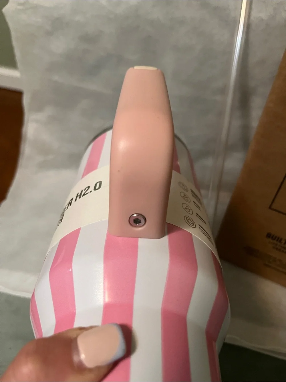 NIB Stanley Pink & White Striped 40 oz Tumbler with Handle - Picture 5 of 6